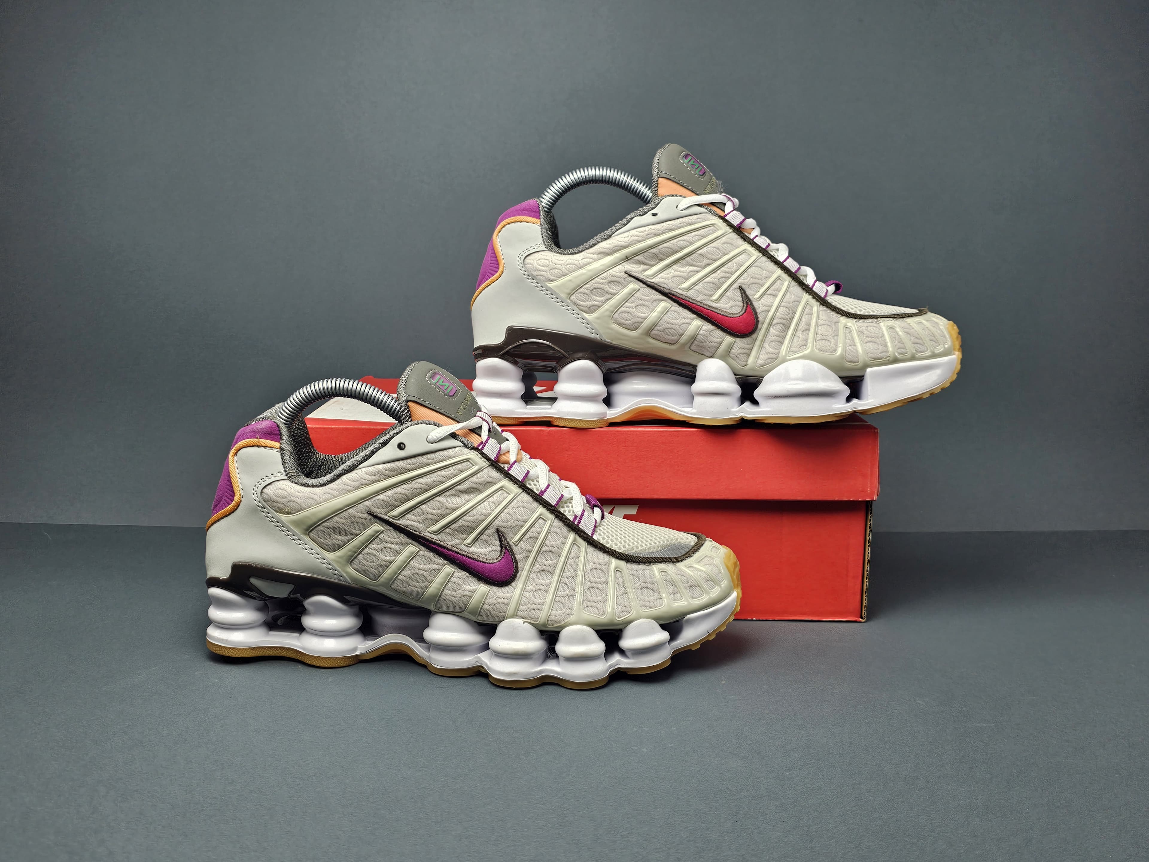 Nike shox TL