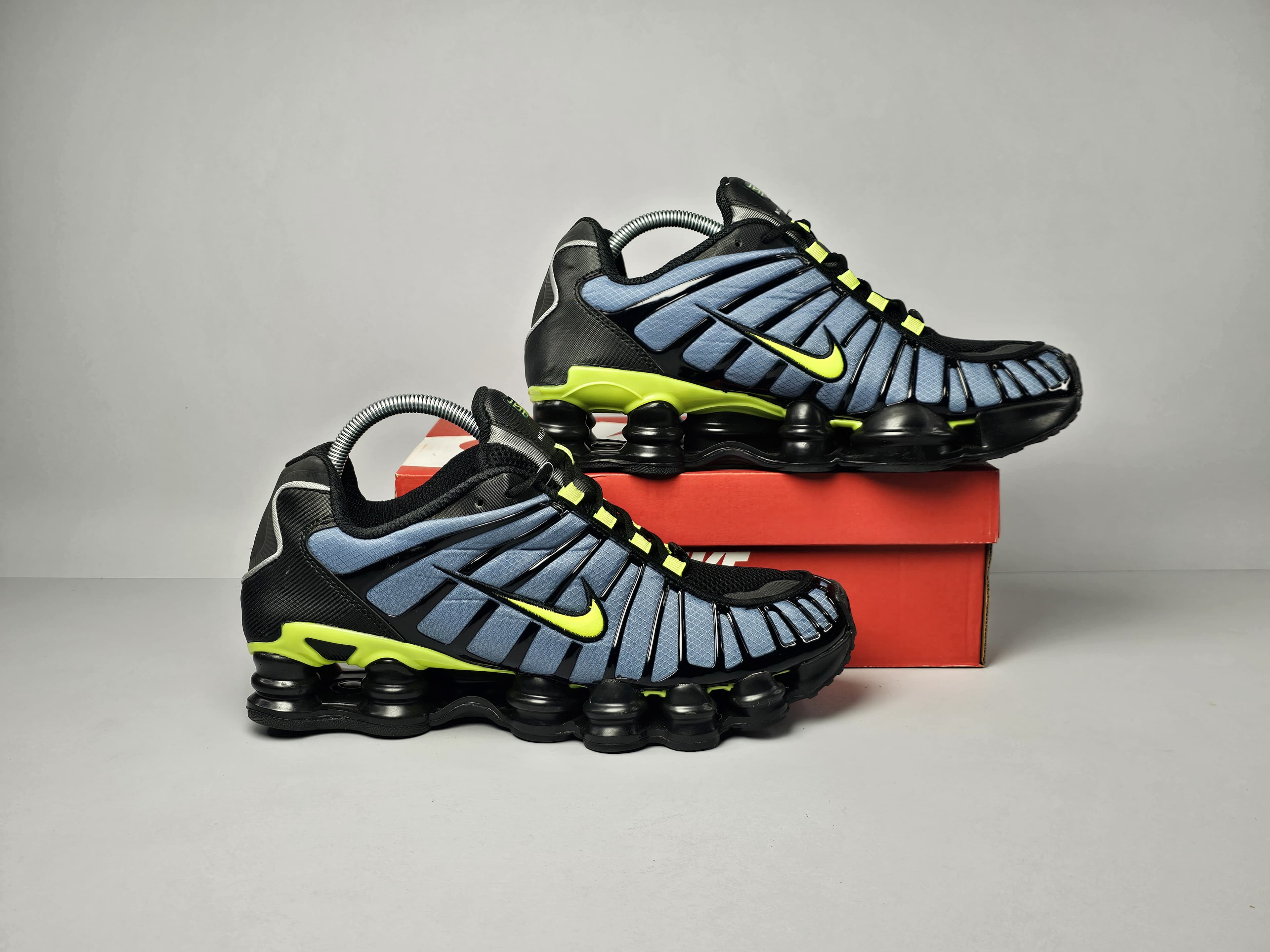 Nike shox TL