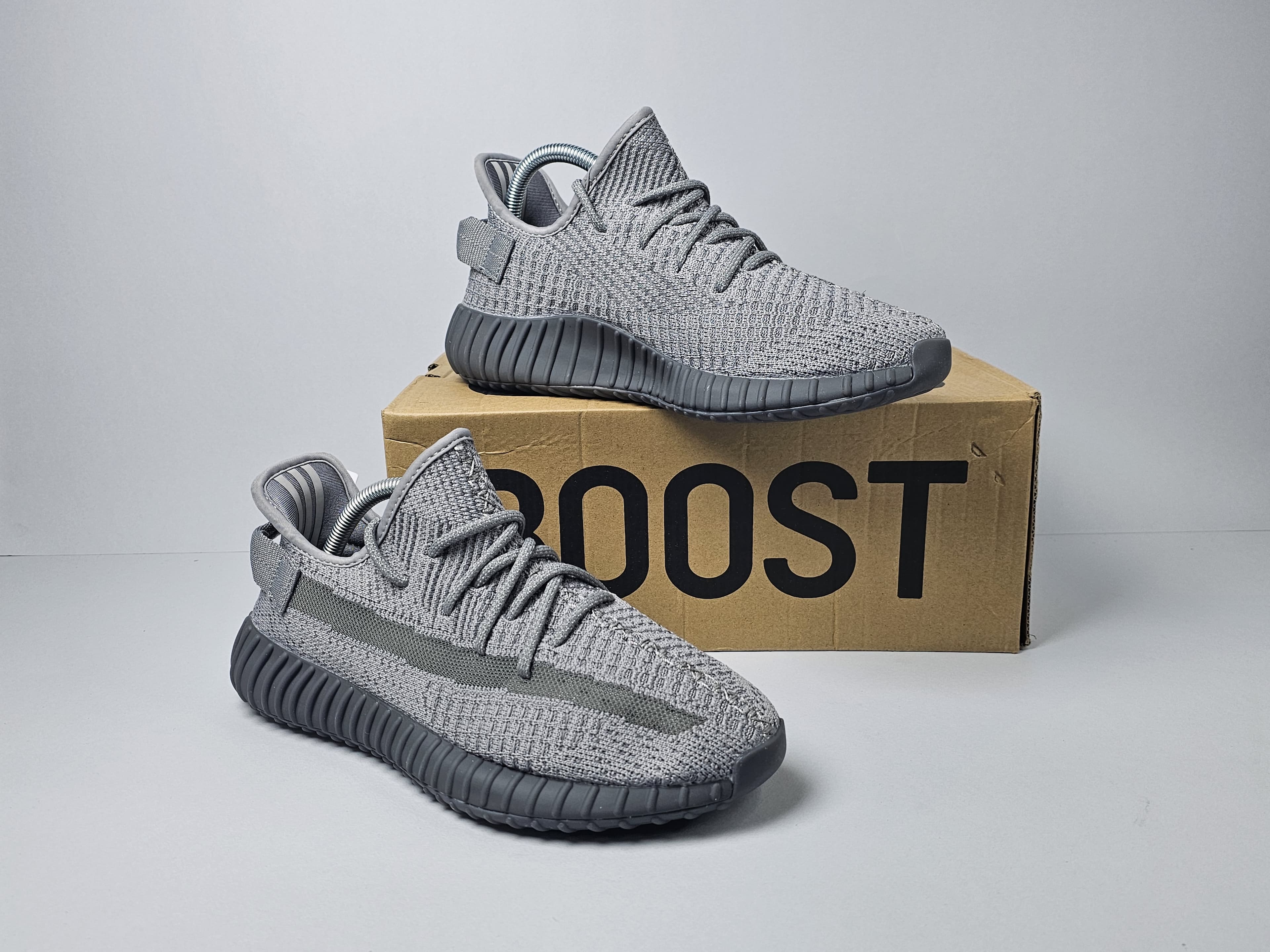 Adidas Yeezy 350 boost 2