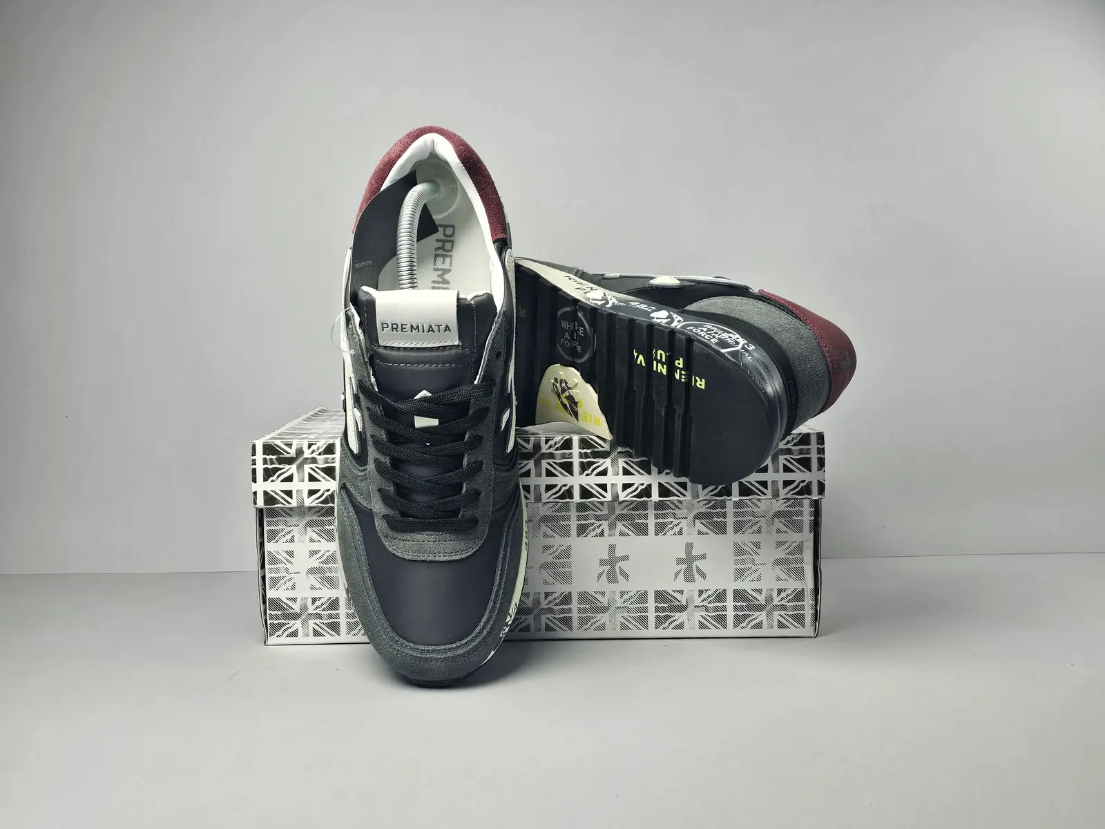 Premiata 3