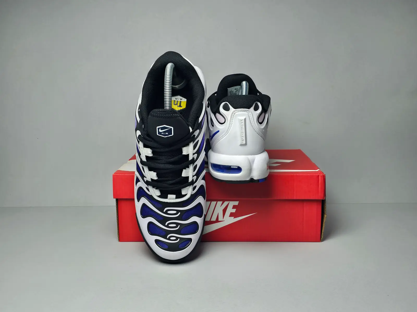 Nike TN drift 4
