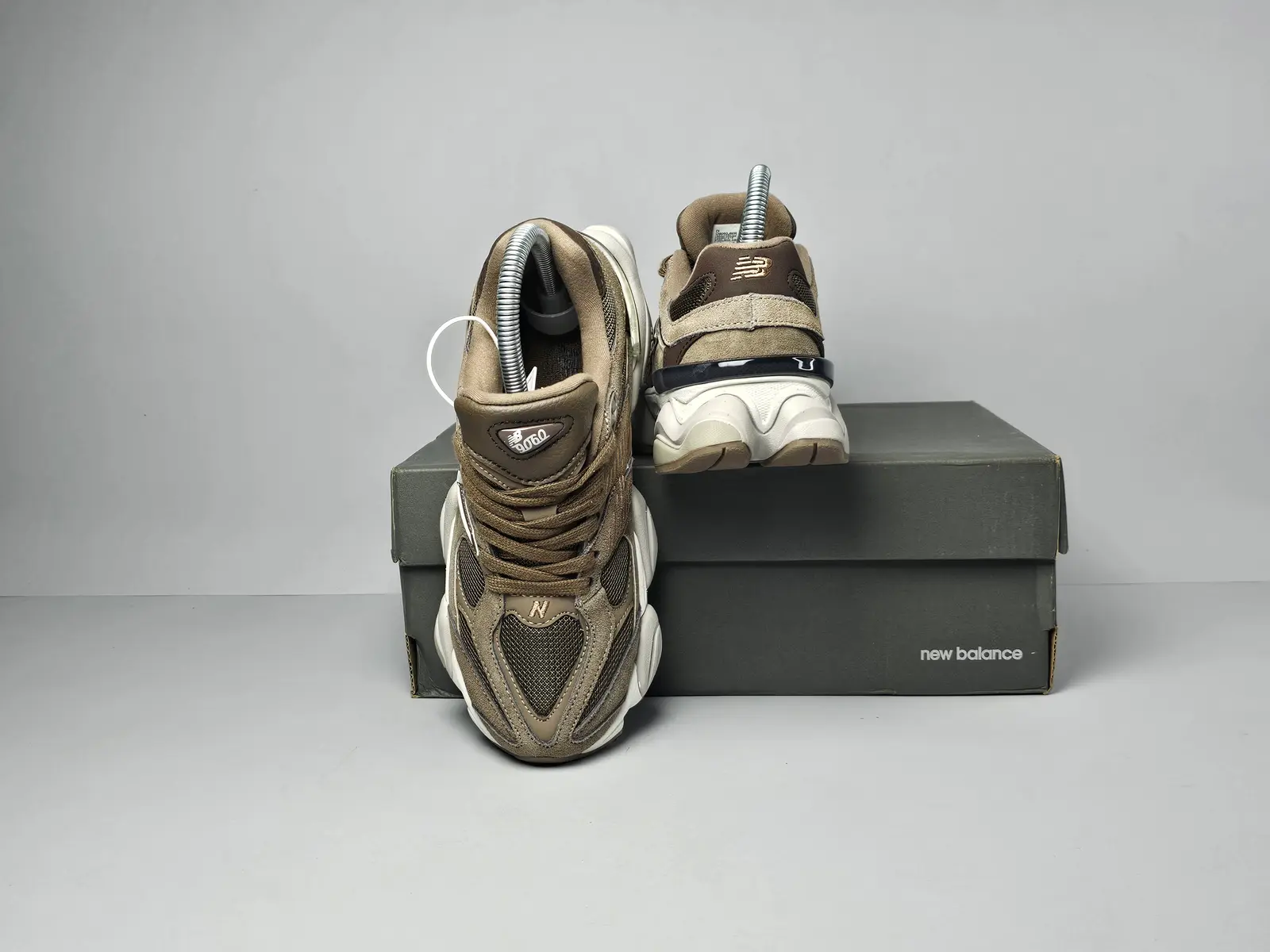 New Balance 9060 4