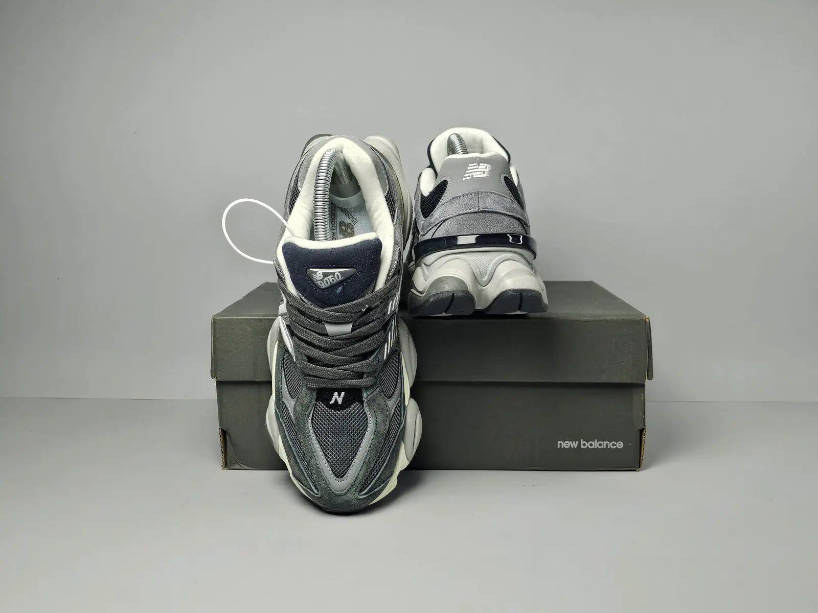 New Balance 9060 4