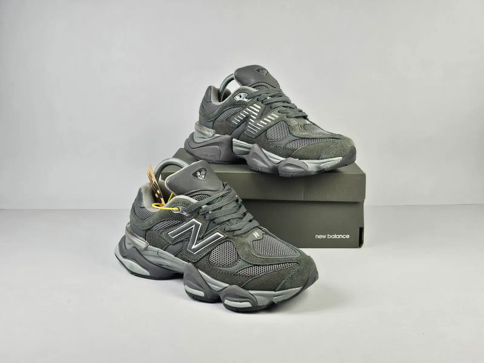 New Balance 2