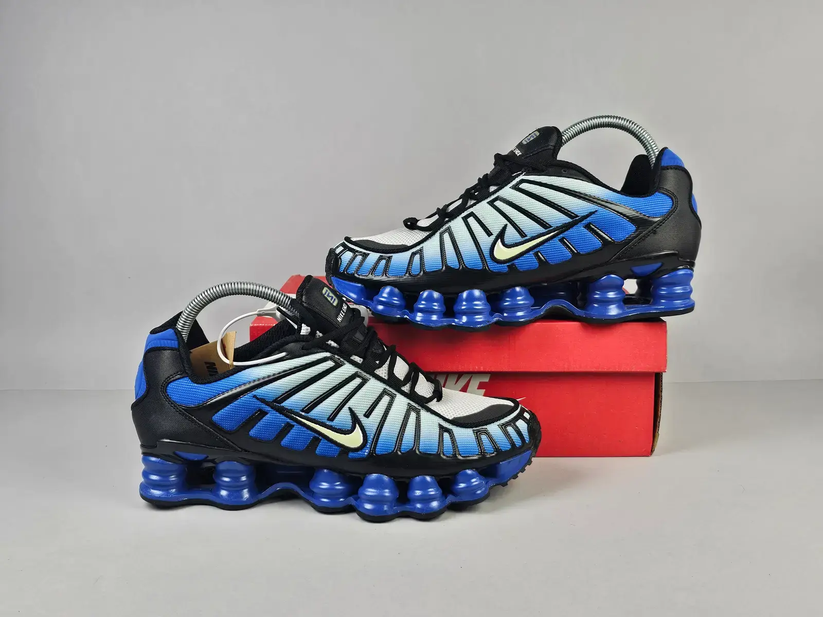 Shox