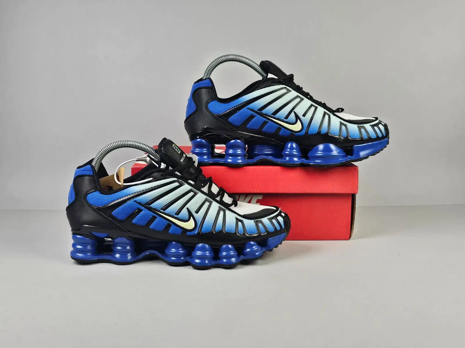 Shox