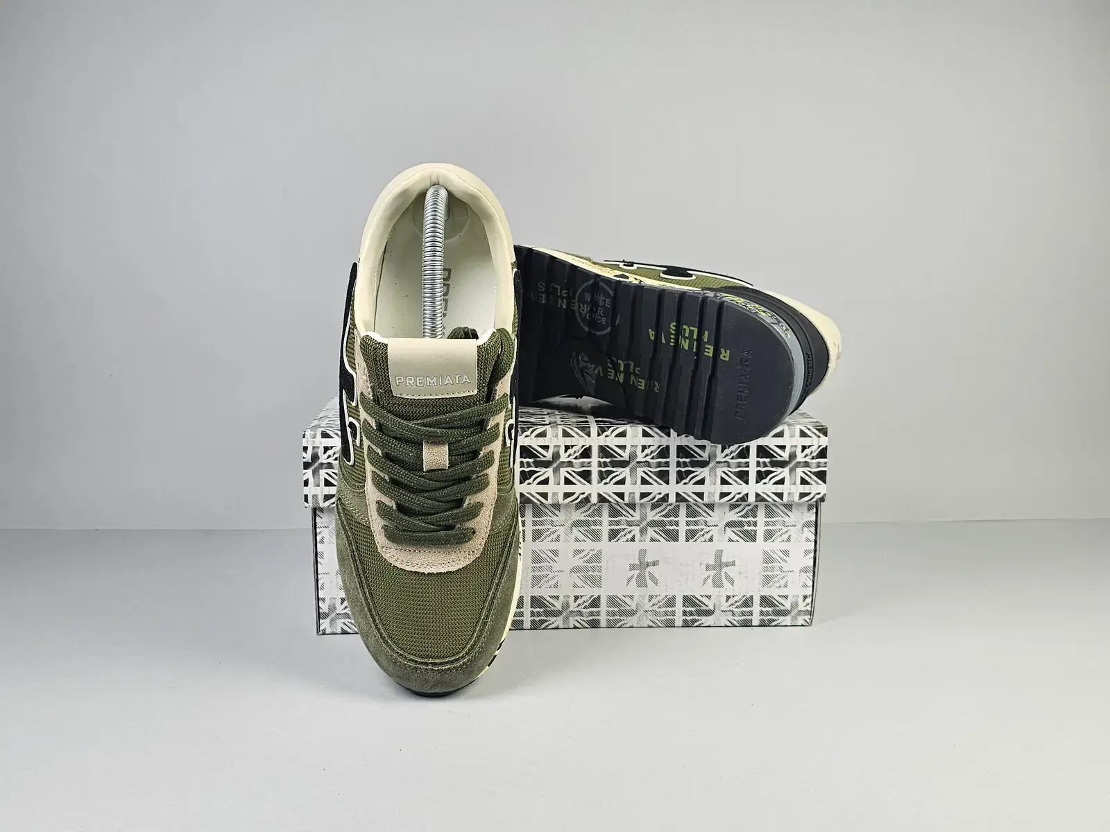 Premiata 3